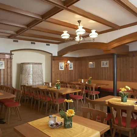 Altstadt-hotel Zieglerbräu Hotel