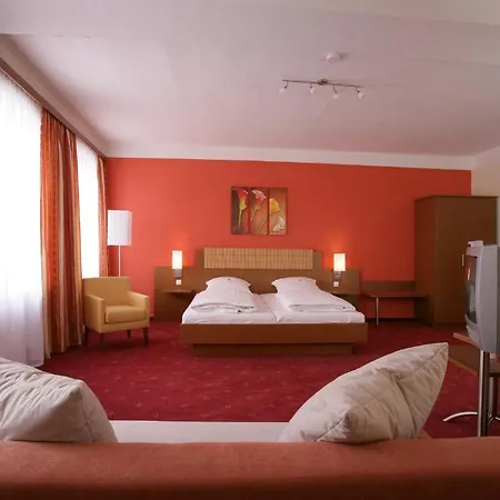 Altstadt-hotel Zieglerbraeu Hotel