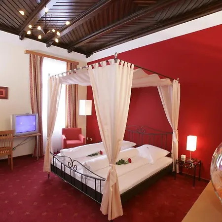 Altstadt-hotel Zieglerbraeu Hotel